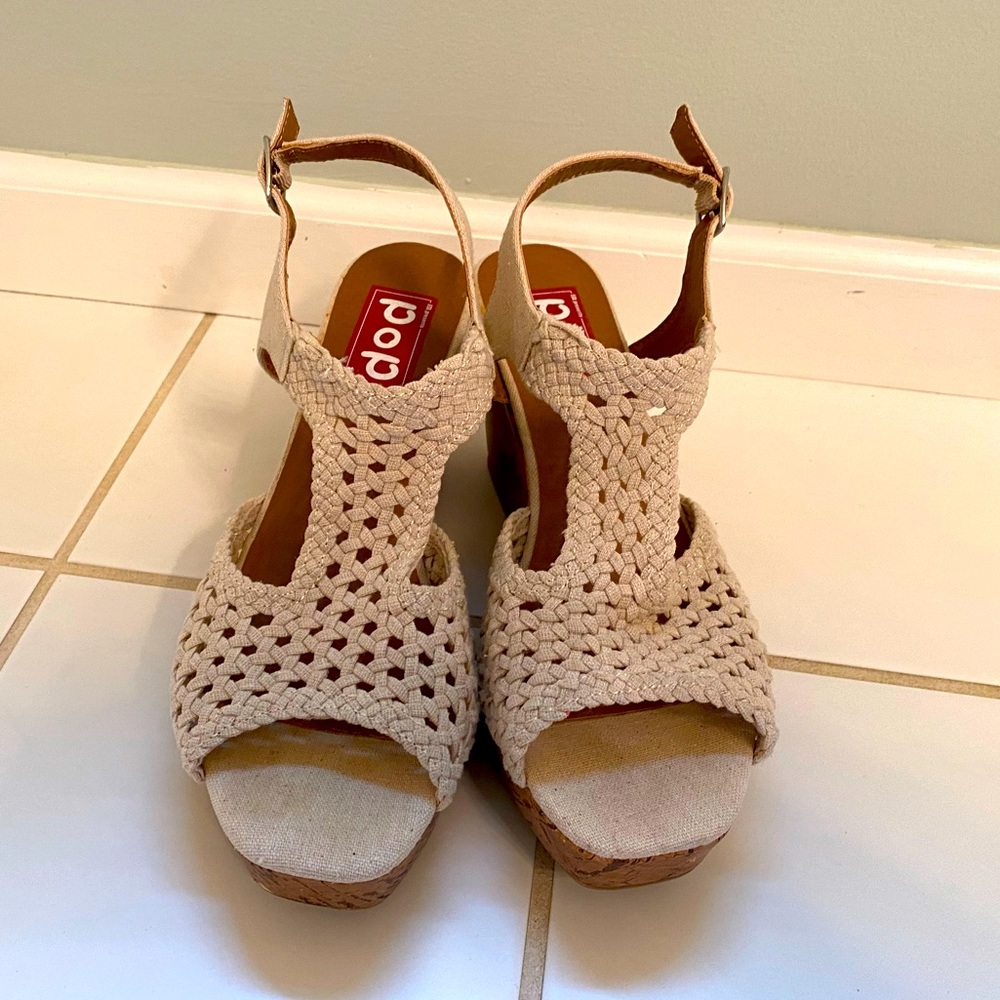 Woven Strappy Wedge Sandals